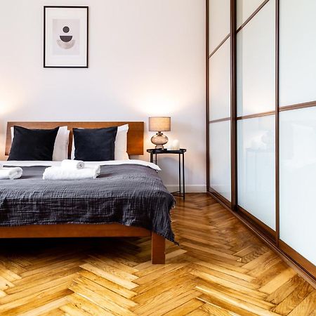 Househost Apartment: Jozefa 2/10 Krakow Luaran gambar